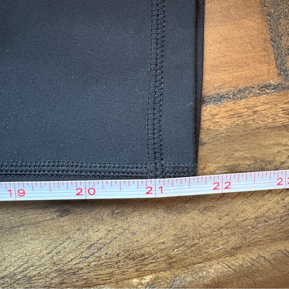 Reebok Crop Workout Leggings 21" Inseam Womens XL Gym Strength Training Running - Picture 7 of 10